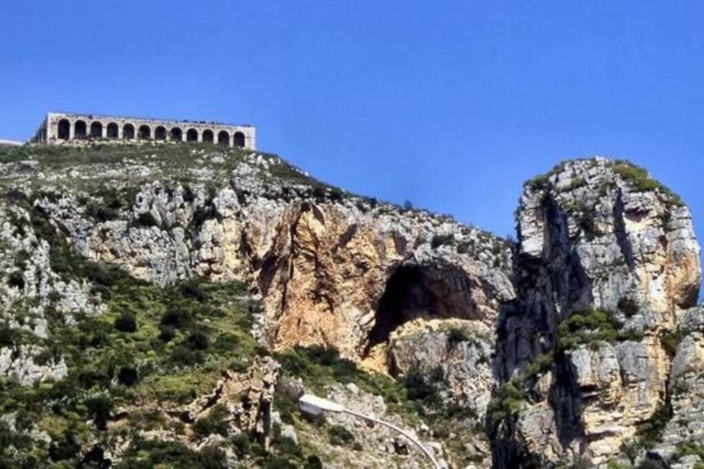 Inclanto Beach House, Mare A 150 Mt Terracina Exteriör bild